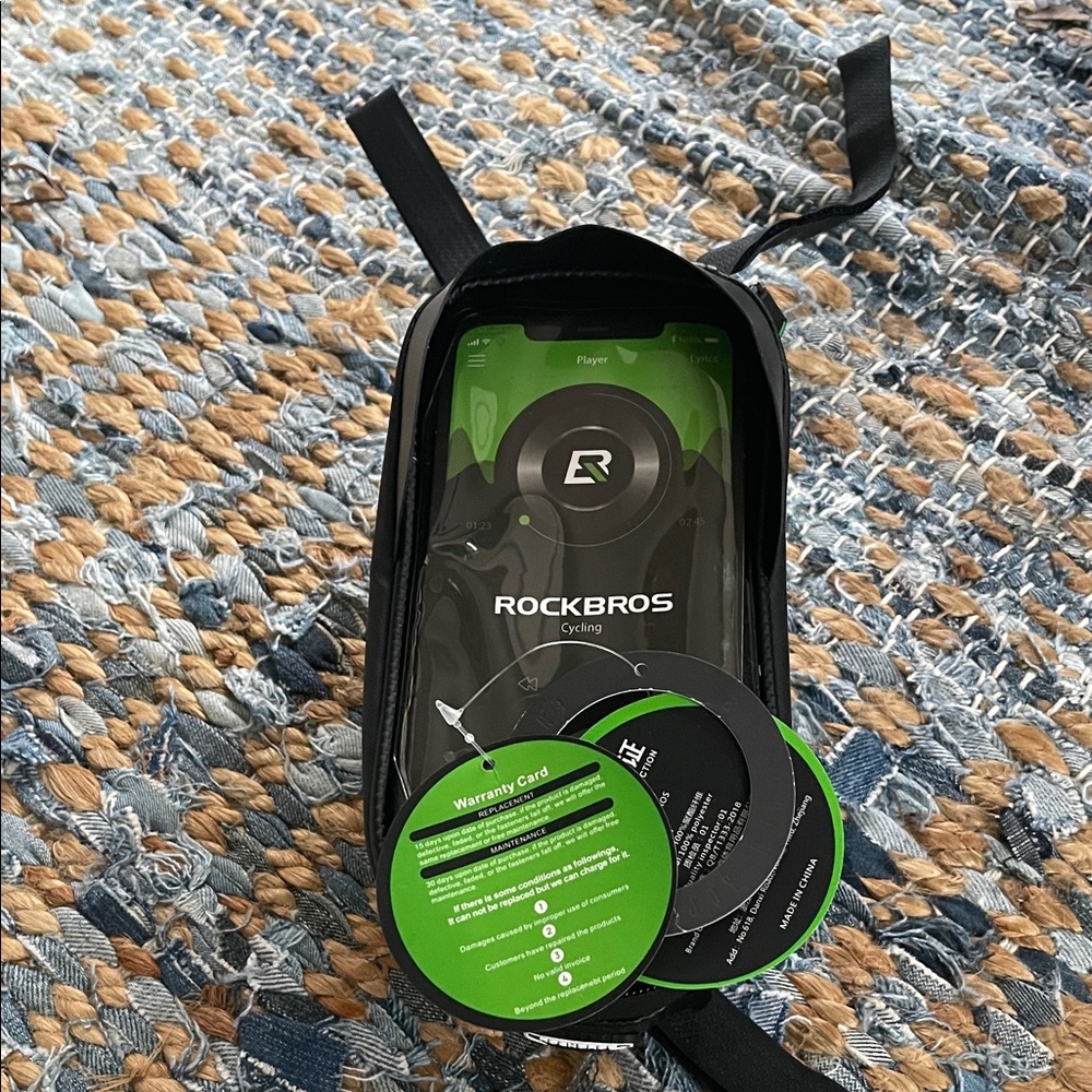 NWT Phone Bag Black and Green Cycling Phone Bag